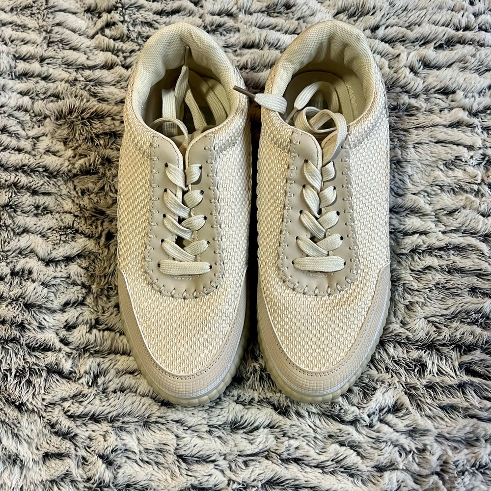 Dolce Vita Sneakers
